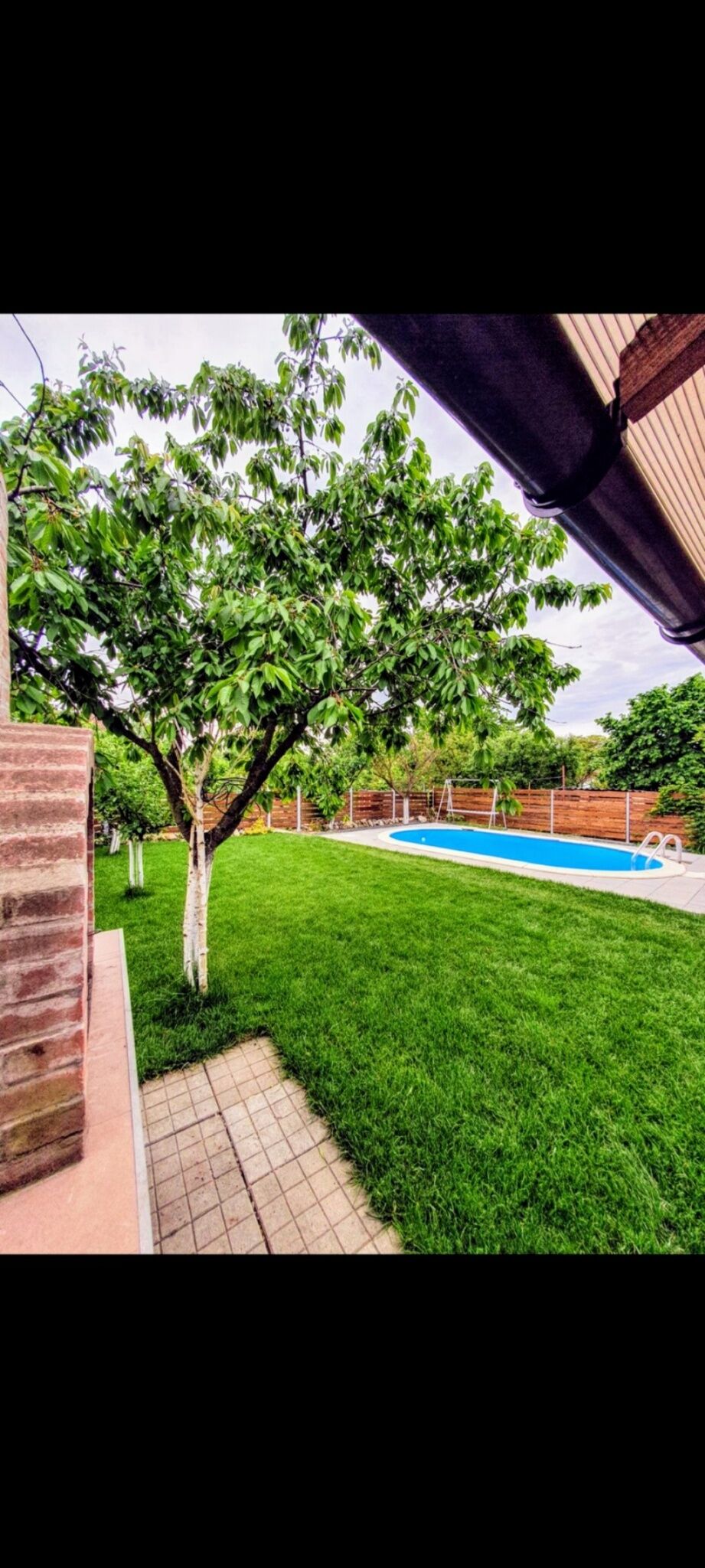 Piscina,zona de relaxare