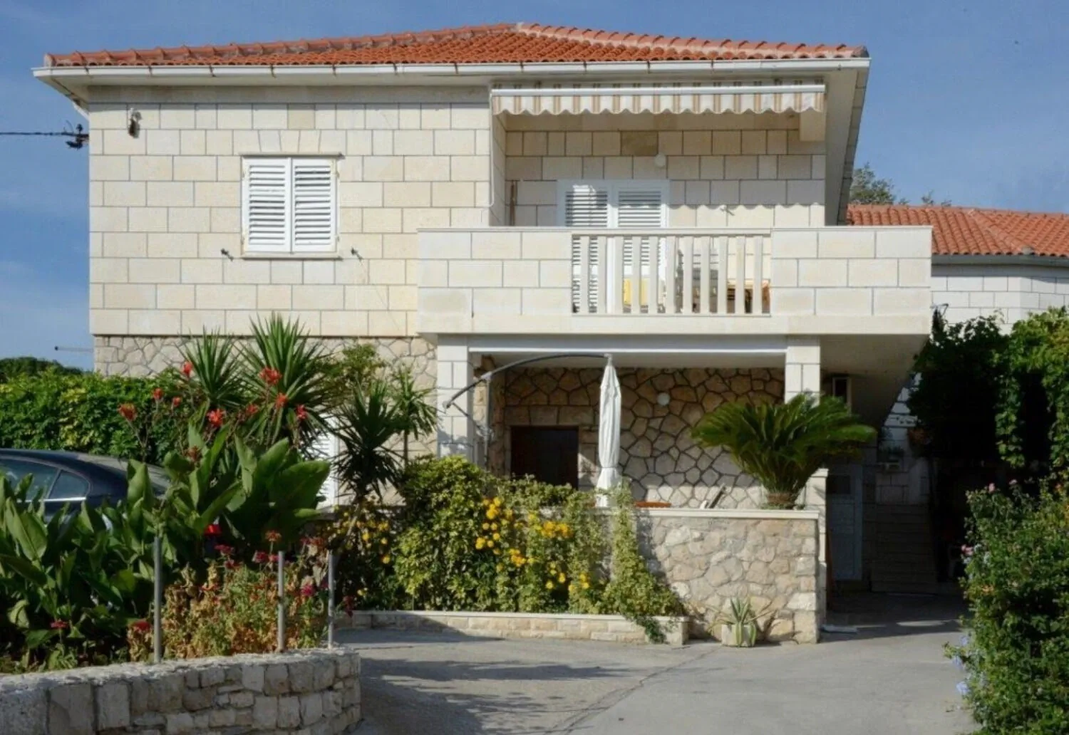 Apartments Žana Postira