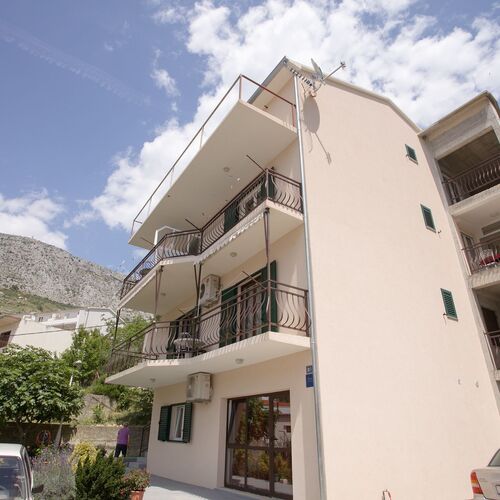 Apartments Petar Dugi Rat II  2