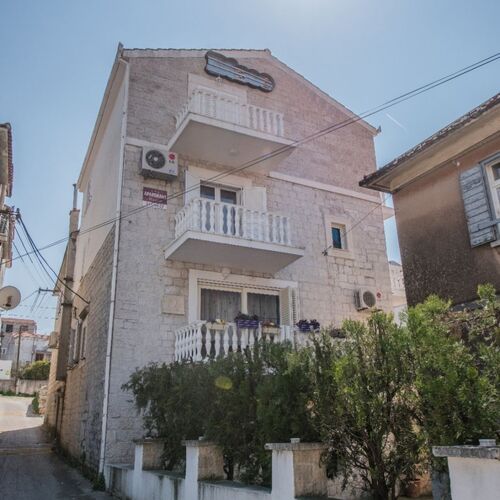 Apartment Mare Trogir  2