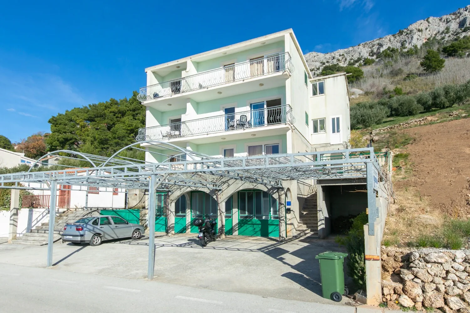 Apartments Marko Brela