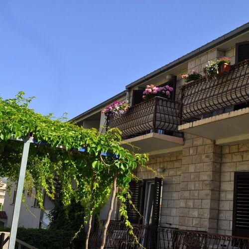 Apartments and Rooms Ljuba Makarska  3