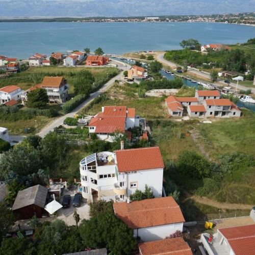 Apartments Dali Nin  4