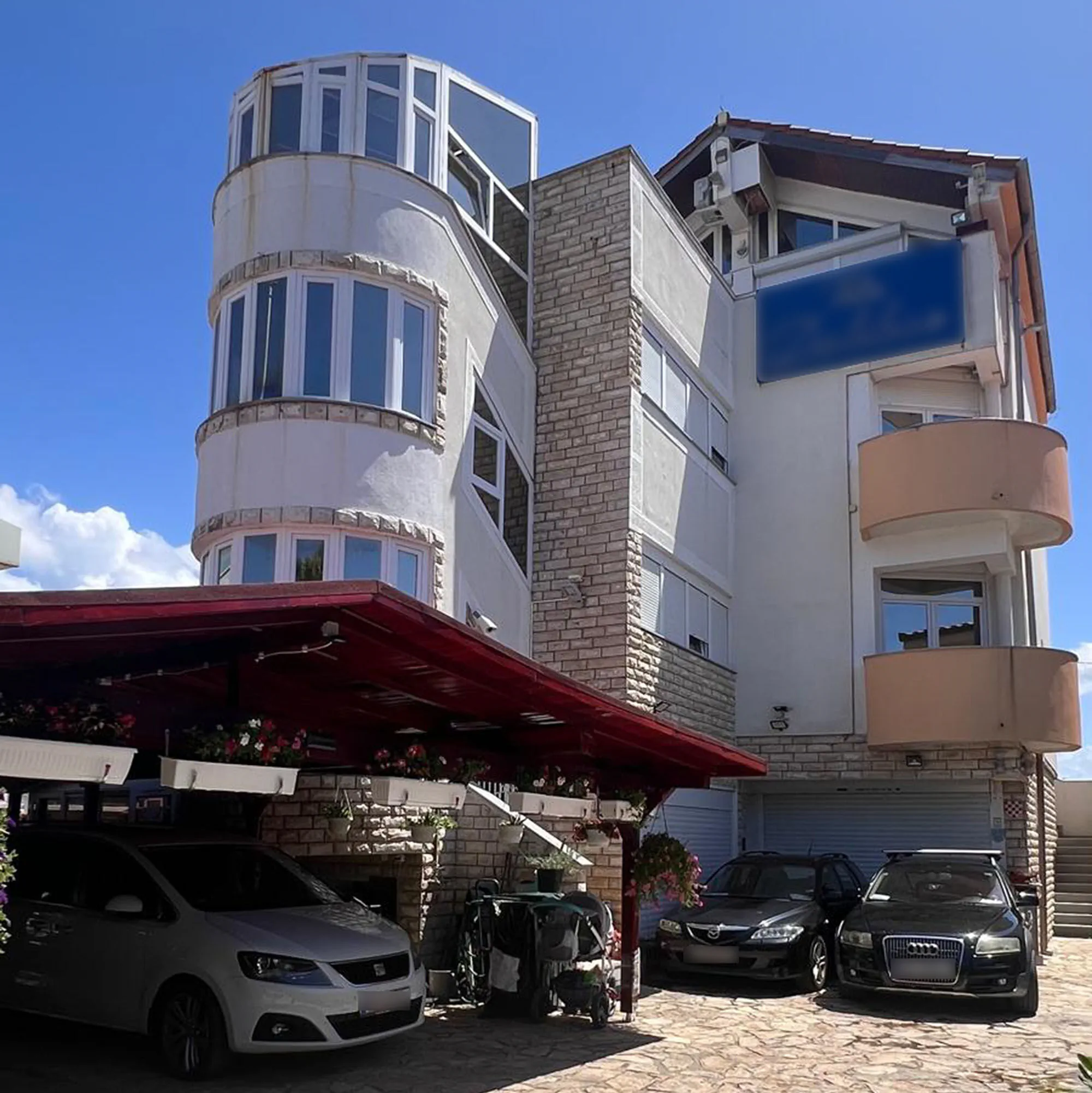 Apartments Dali Nin