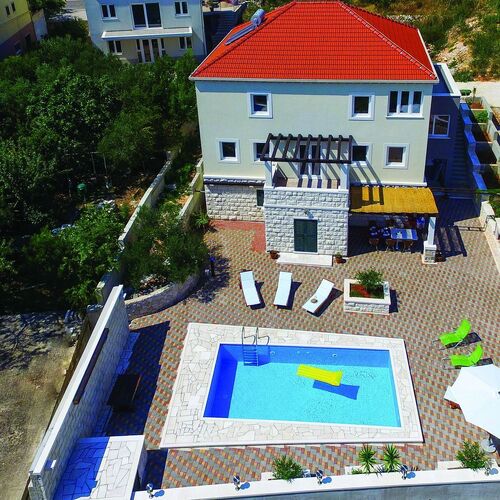 House Sandra Lumbarda  2