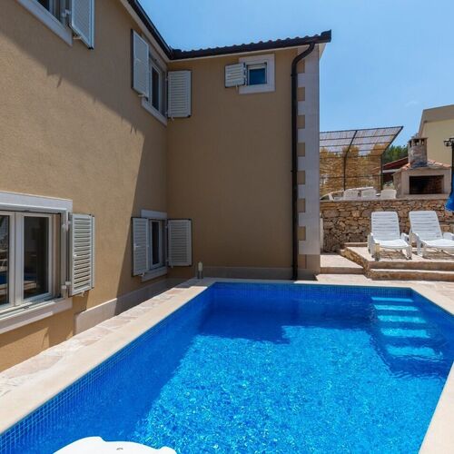 Apartments Dalis Milna