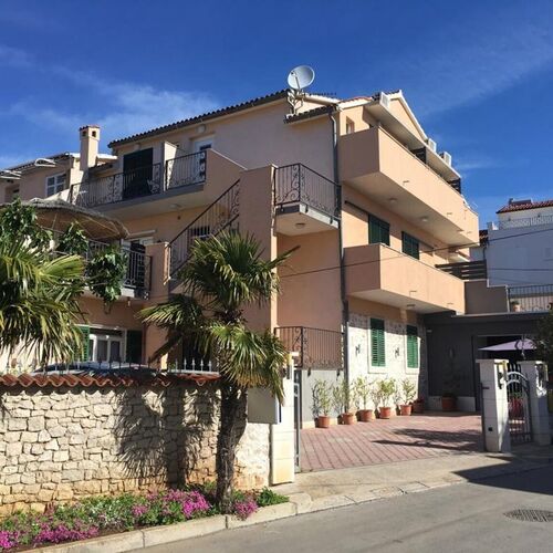 Apartments and Rooms Petar Vodice  2