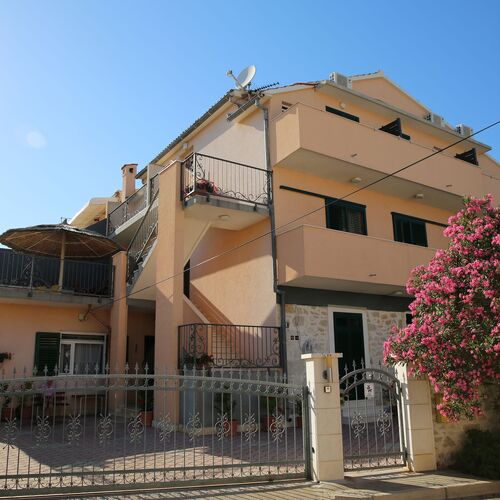 Apartments and Rooms Petar Vodice  4