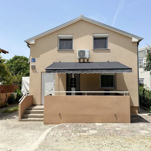 Apartments JoRa Nin  2