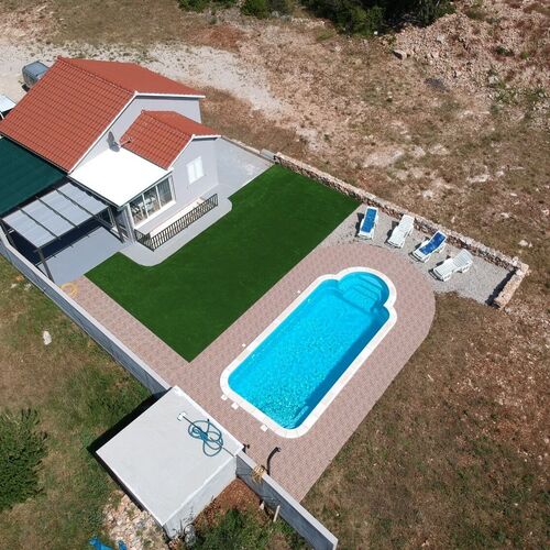 House Nane Garden Mirca  4