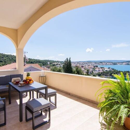 Apartment Tom Trogir  3