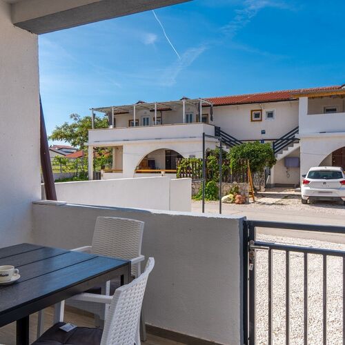 Apartment Simic Vir II  4