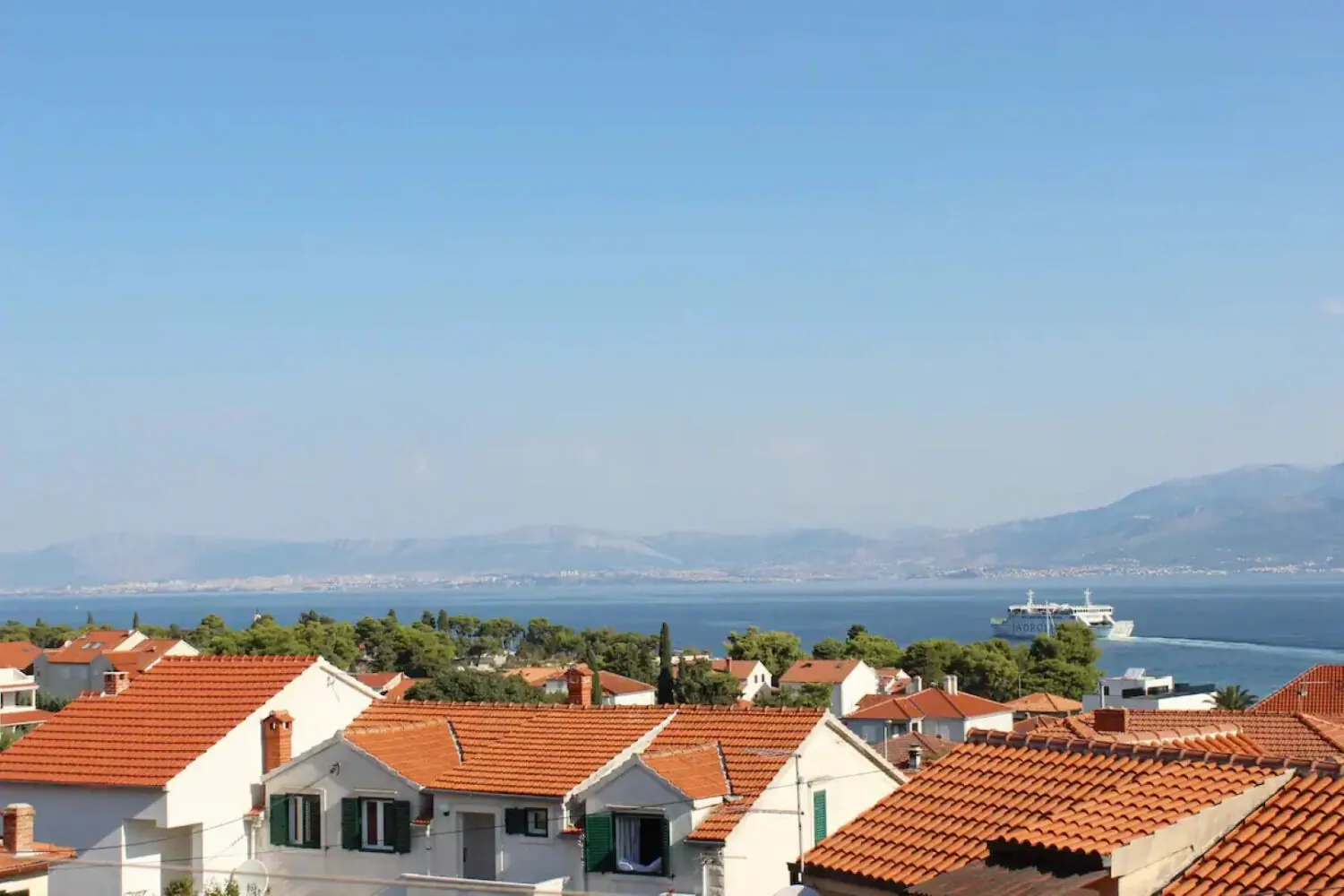 Apartments Lucia Supetar