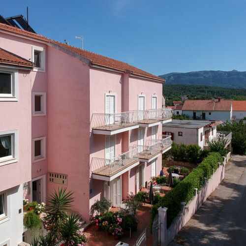 Apartments Josi Vrboska  4