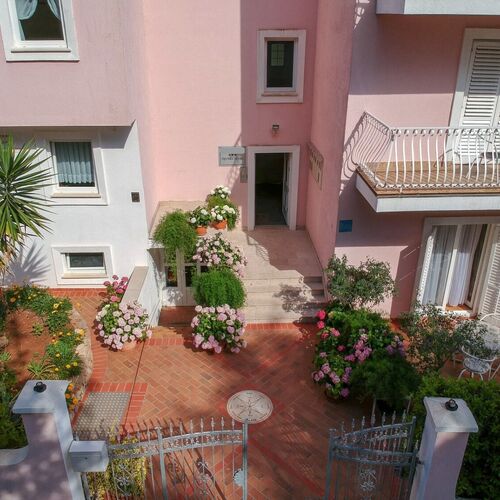 Apartments Josi Vrboska  2