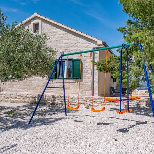House Diana Pucisca  2