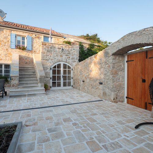 Villa Heritage Vila malena Vir  4