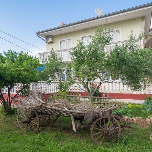 Apartment Basic Mario Vir II  2