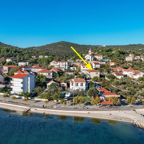 Apartments Luna Vinisce