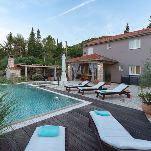Villa Island Gem Sutomiscica  2