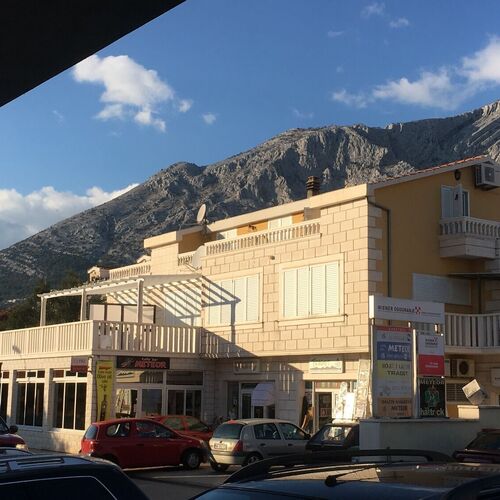 Apartments Dami Orebic