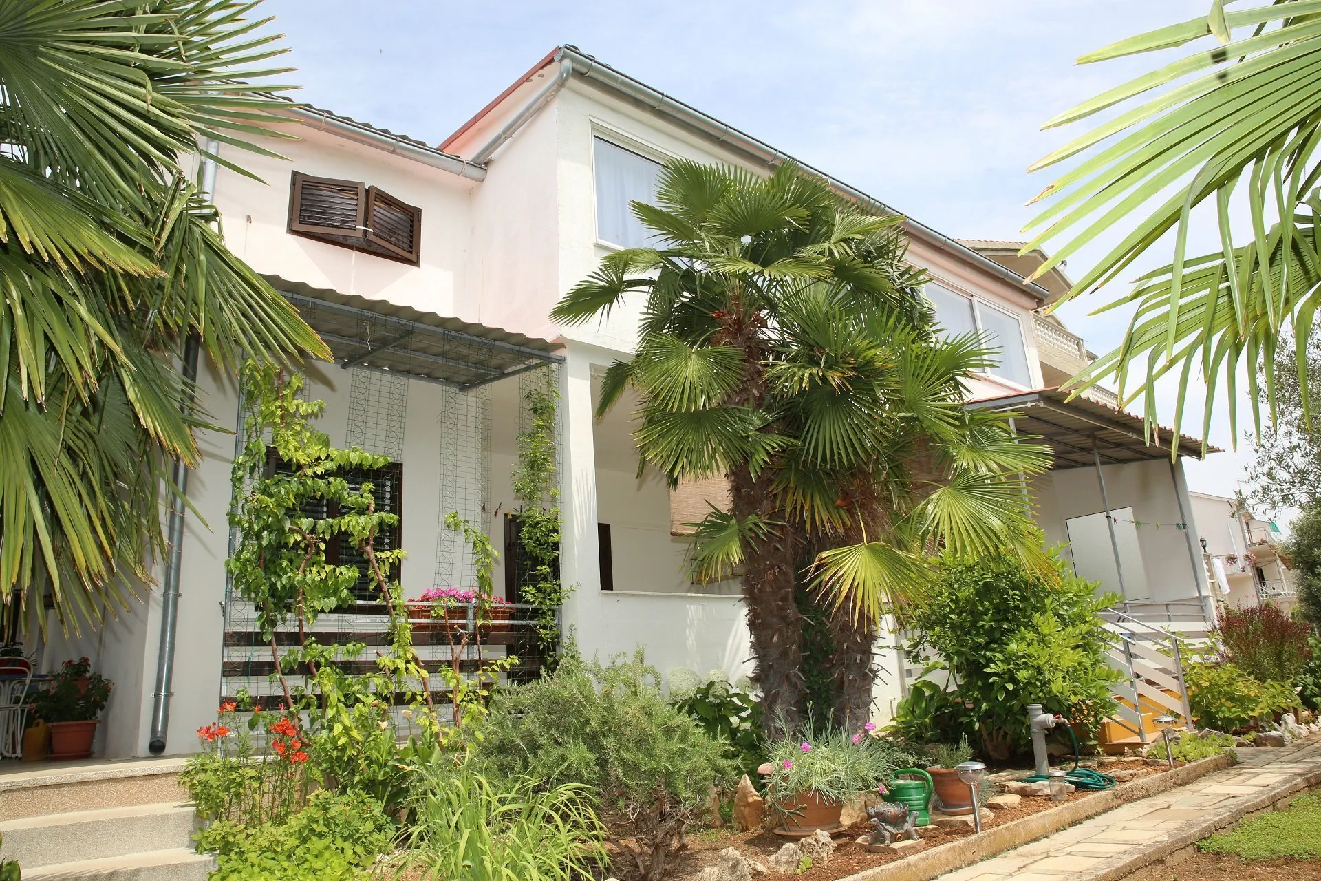 Apartments Araz Vodice