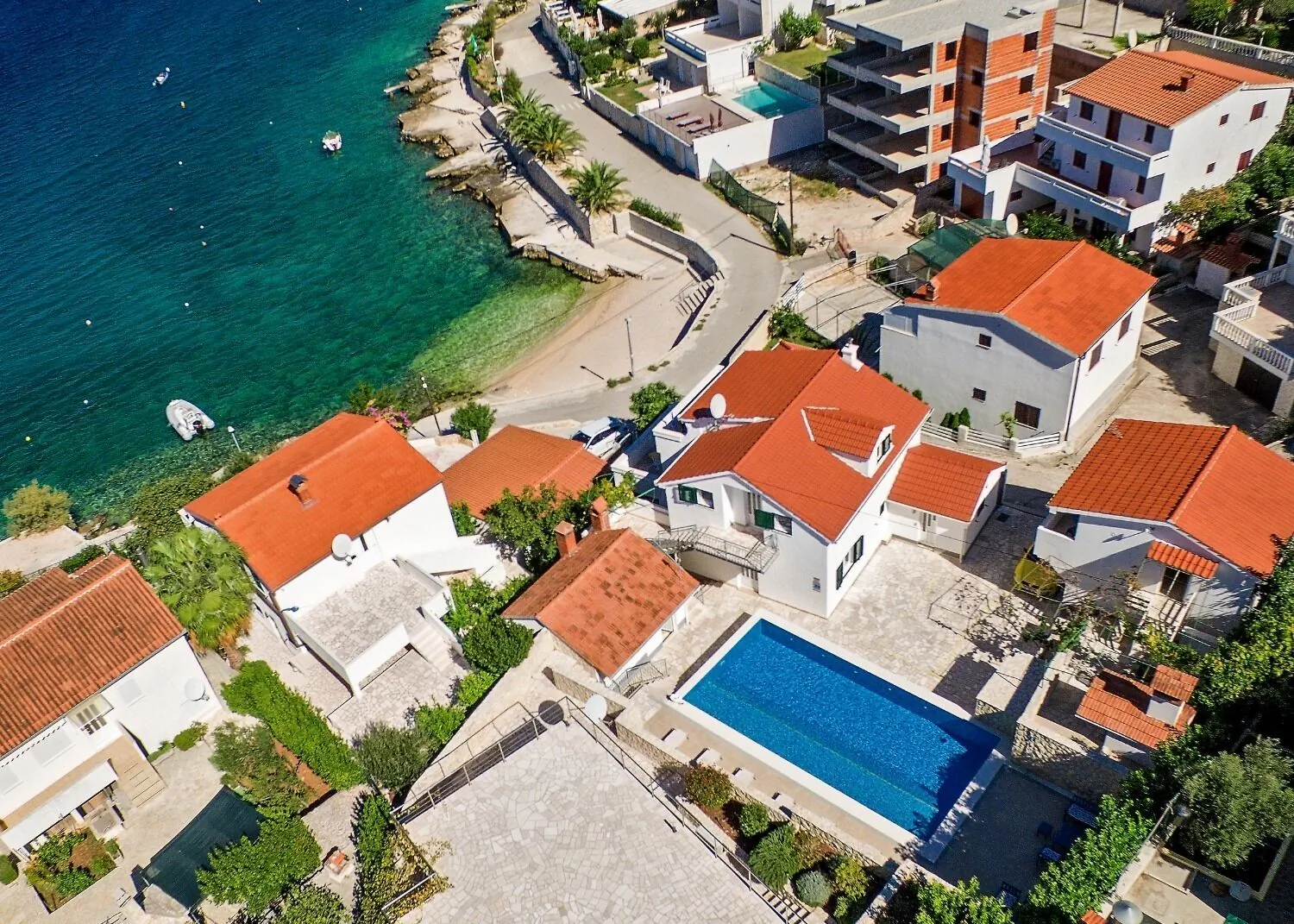 Apartments Modri Dragulj Razanj II