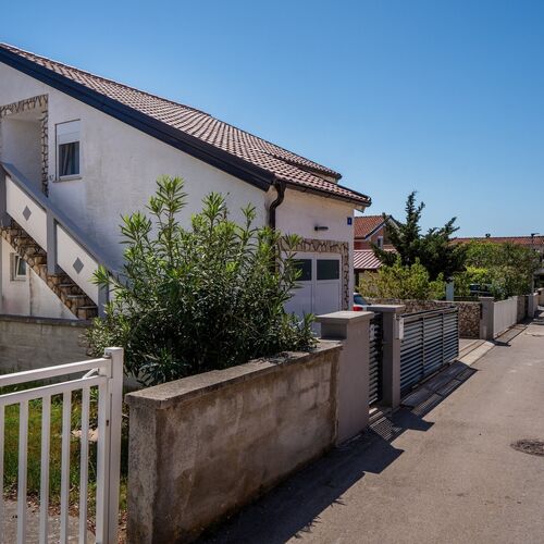 Apartmanok Parkolóhellyel Vir - 23044  4