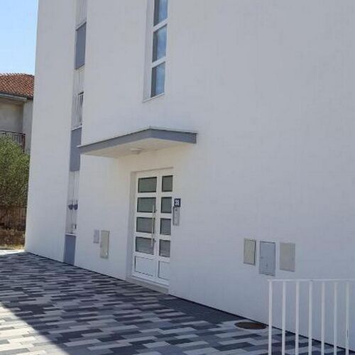 Apartmanok Parkolóhellyel Zadar - 23051  2