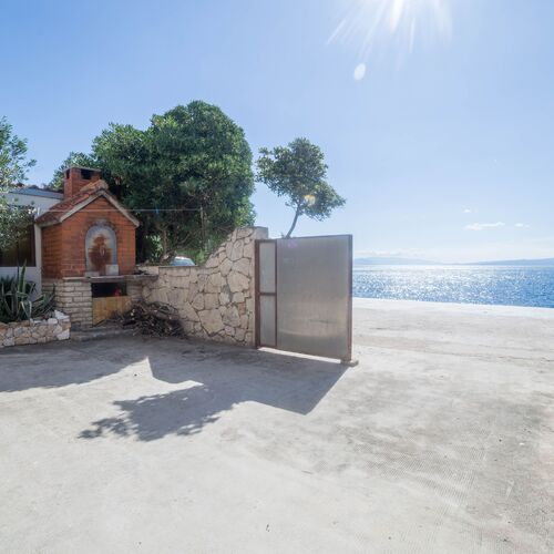 Apartmanok A Tenger Mellett Businci, Ciovo - 23112 Bušinci  4