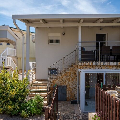 Apartmanok Parkolóhellyel Vir - 23251  4