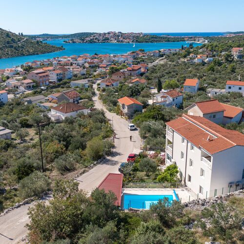 Apartmanok Családok Részére Medencével Stupin Celine, Rogoznica - 23257 Stupin Čeline