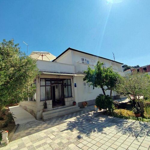 Apartmanok Parkolóhellyel Rab - 23298