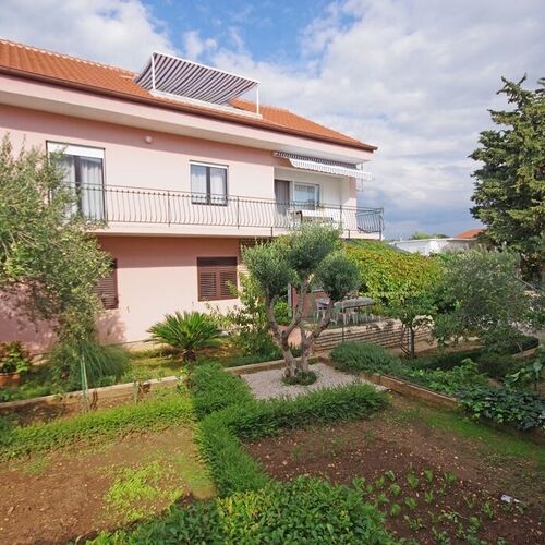 Apartmanok Parkolóhellyel Pirovac, Sibenik - 23330 Pirovac  2