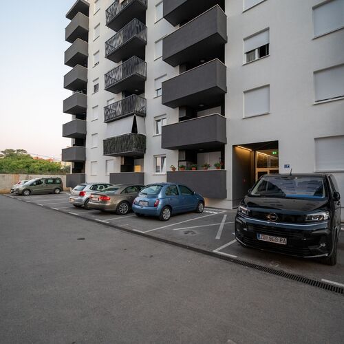 Apartmanok Parkolóhellyel Zadar - 23405  4