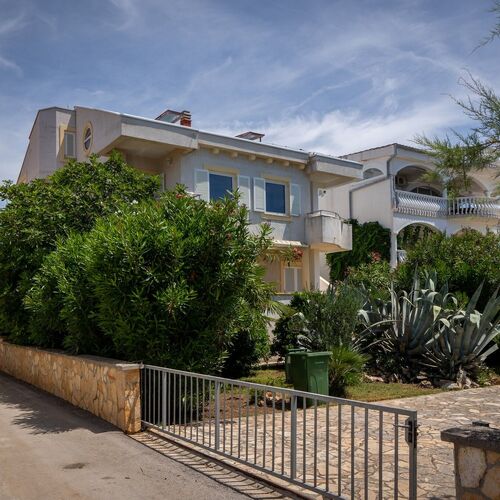 Apartmanok A Tenger Mellett Vir - 23426  2