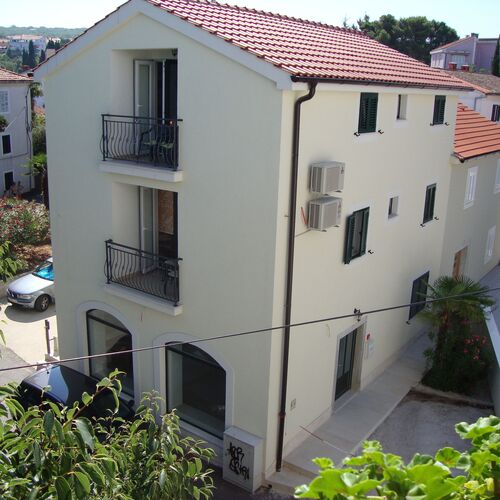 Apartmanok A Tenger Mellett Malinska, Krk - 23583 Malinska  2