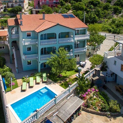 Apartmanok és Szobák Medencével Senj - 23592  2