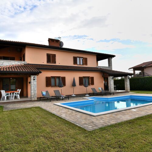 Apartment Nina Porec  4