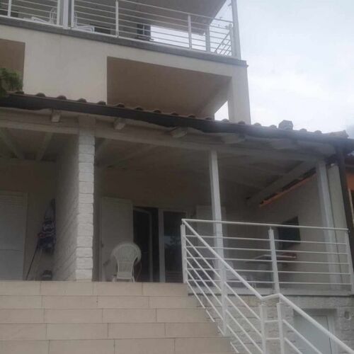 Apartments Neno Karlobag  4