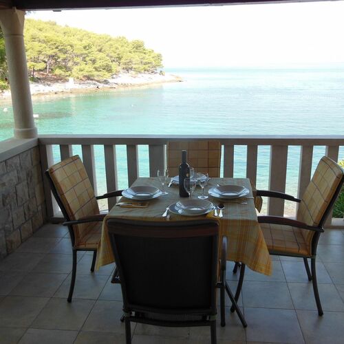 Apartment Jakica Postira