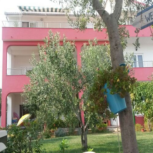 Apartment Mare Seget Vranjica  3