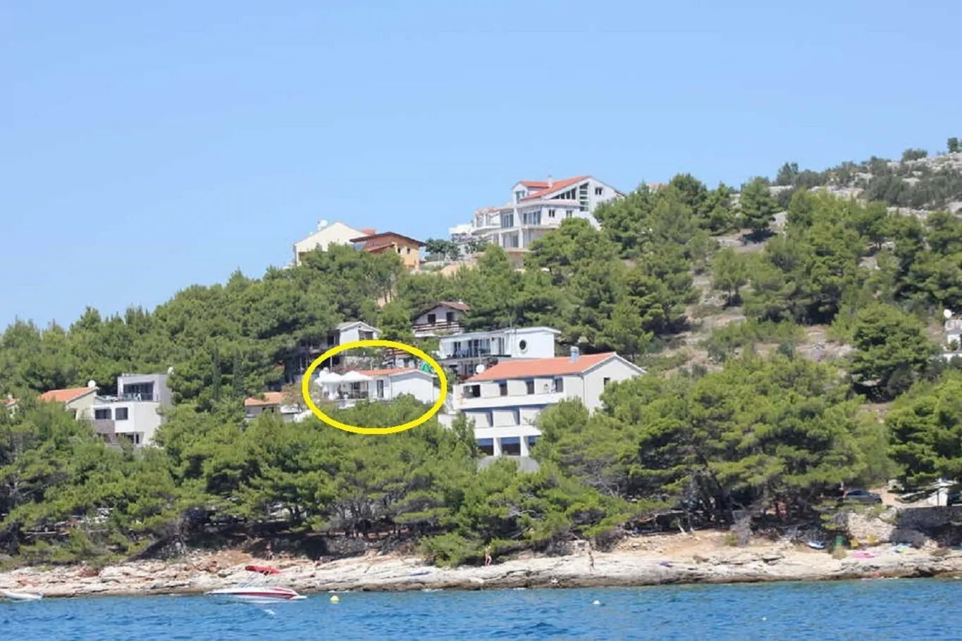 Apartments Ema Murter