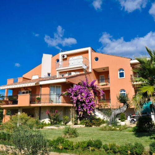 Apartments Nada Novalja II