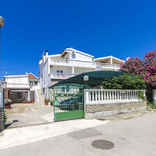 Apartment Malaga Tribunj