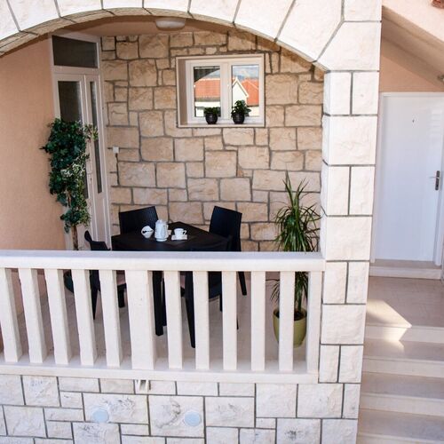 Apartment Vrilo Postira  4