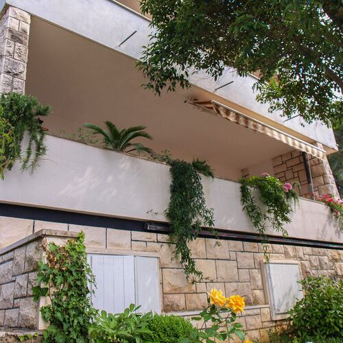 Apartment Elena Postira  4