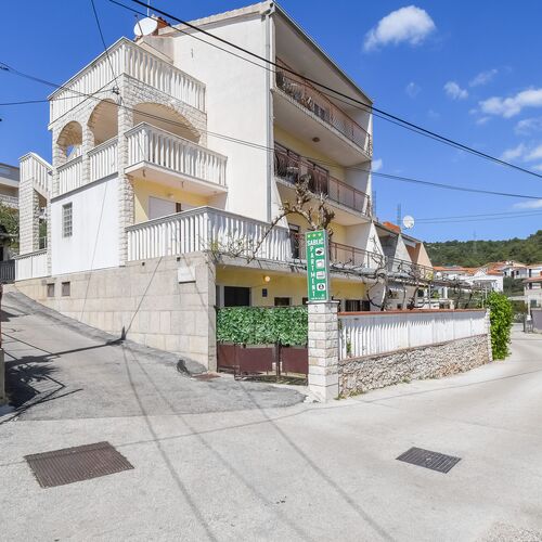 Apartments Pera Marina