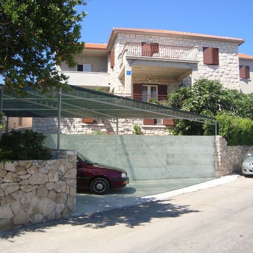 Apartments Paulina Postira  2