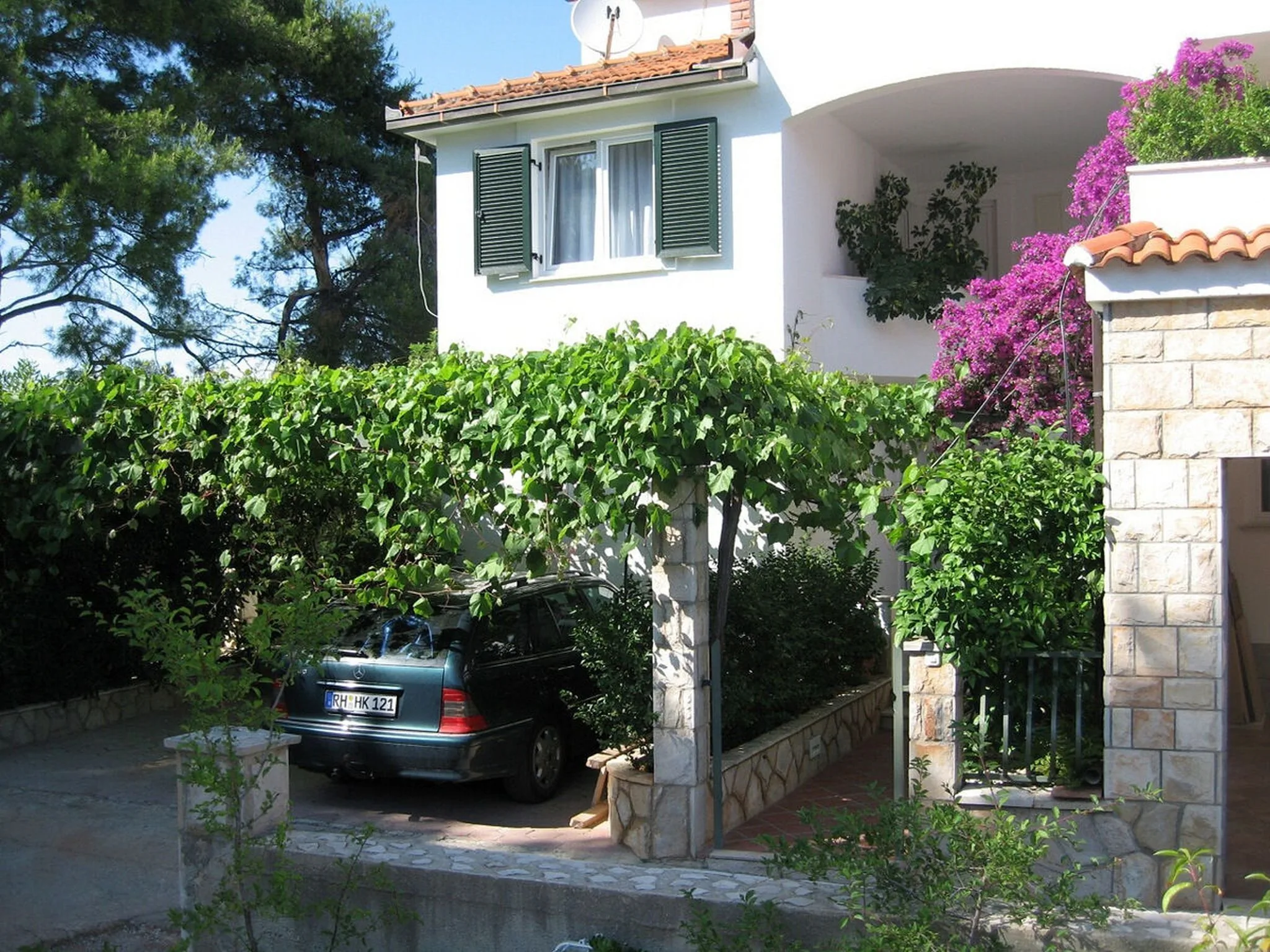 Apartments Jole Vrboska